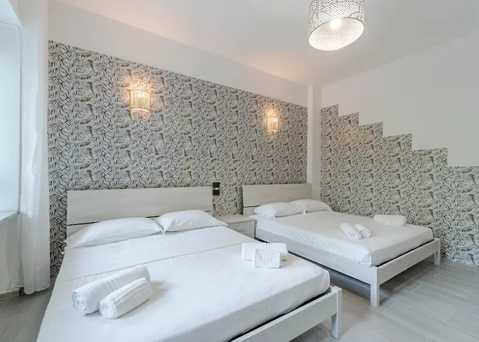 Casa Regina Margherita - *